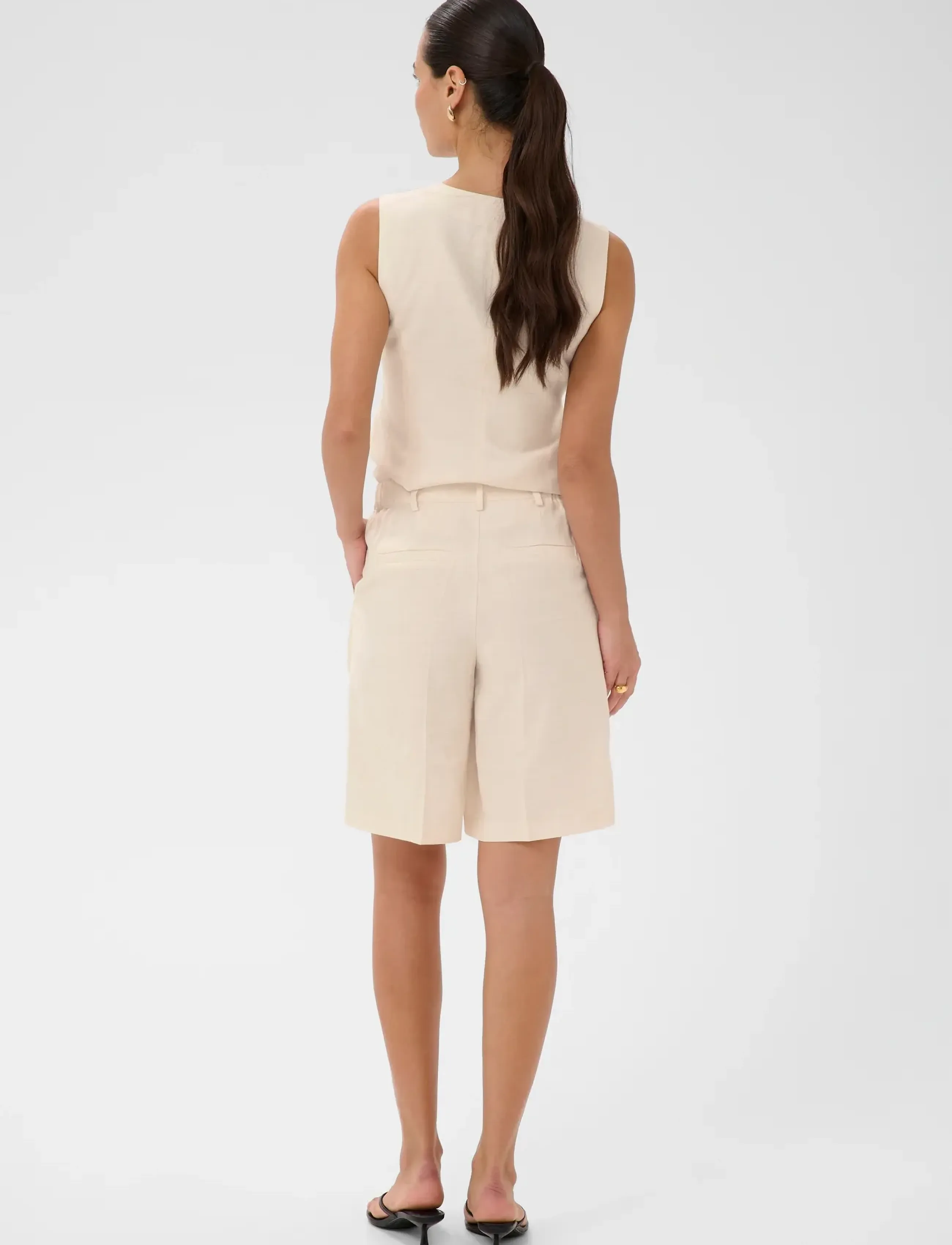 Kaffe - KAannetta HW Shorts - linen shorts - feather gray melange - 4