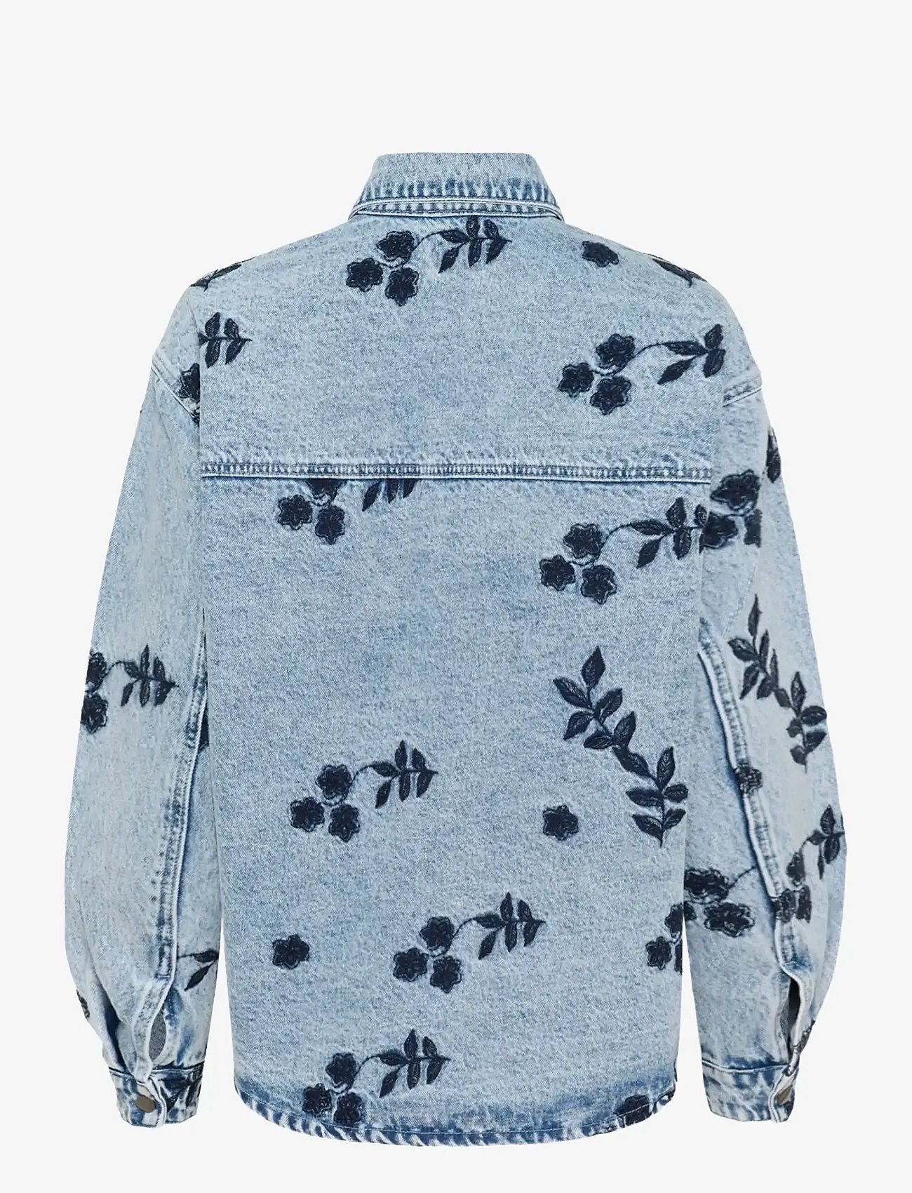 Kaffe - KAbabena Denim Jacket - forårsjakker - blue denim w/ navy flower emb. - 2