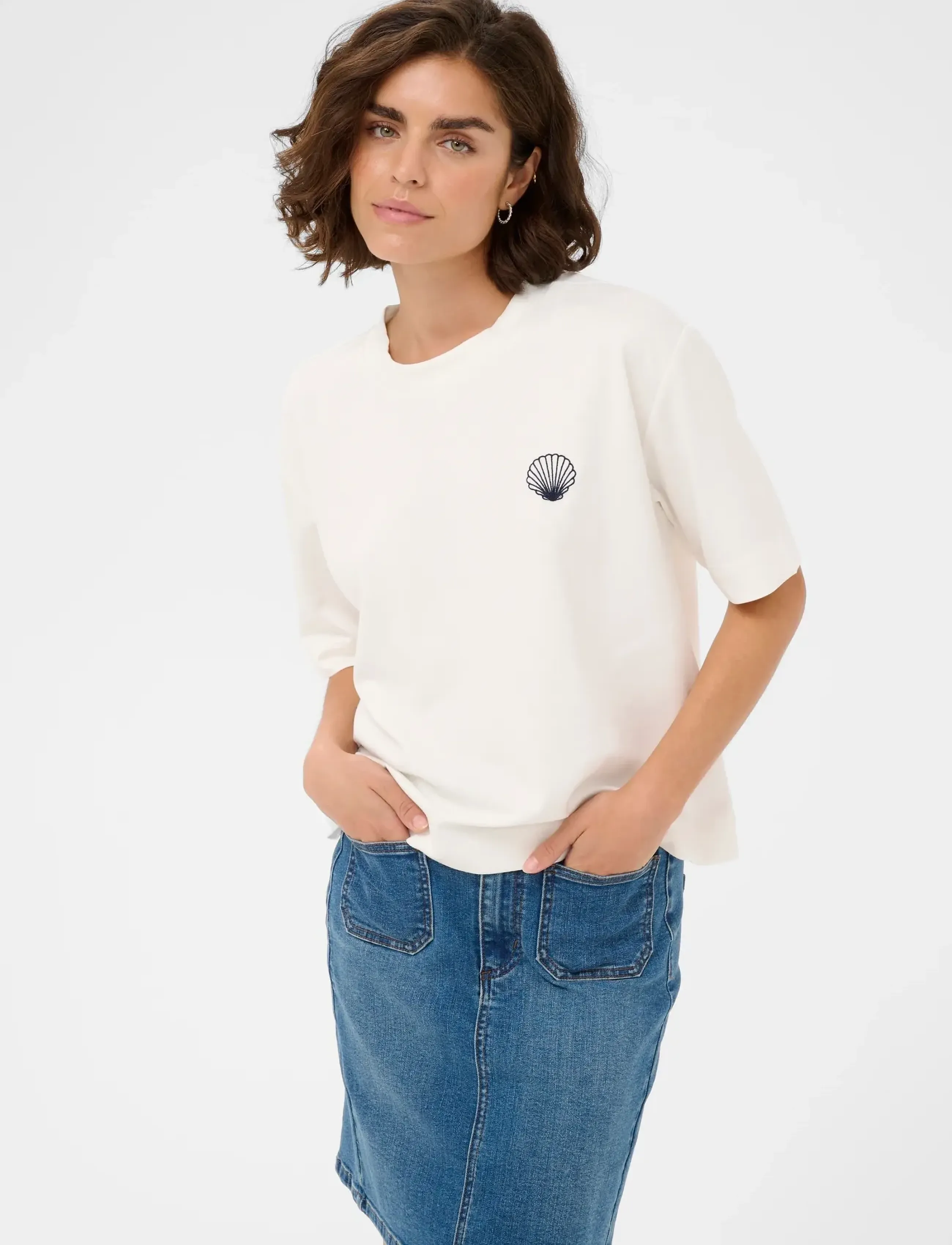 Kaffe Kaannie Embroidery T-Shirt, S, T-shirts & Oberteile, Creme - Short-sleeved, Frauen