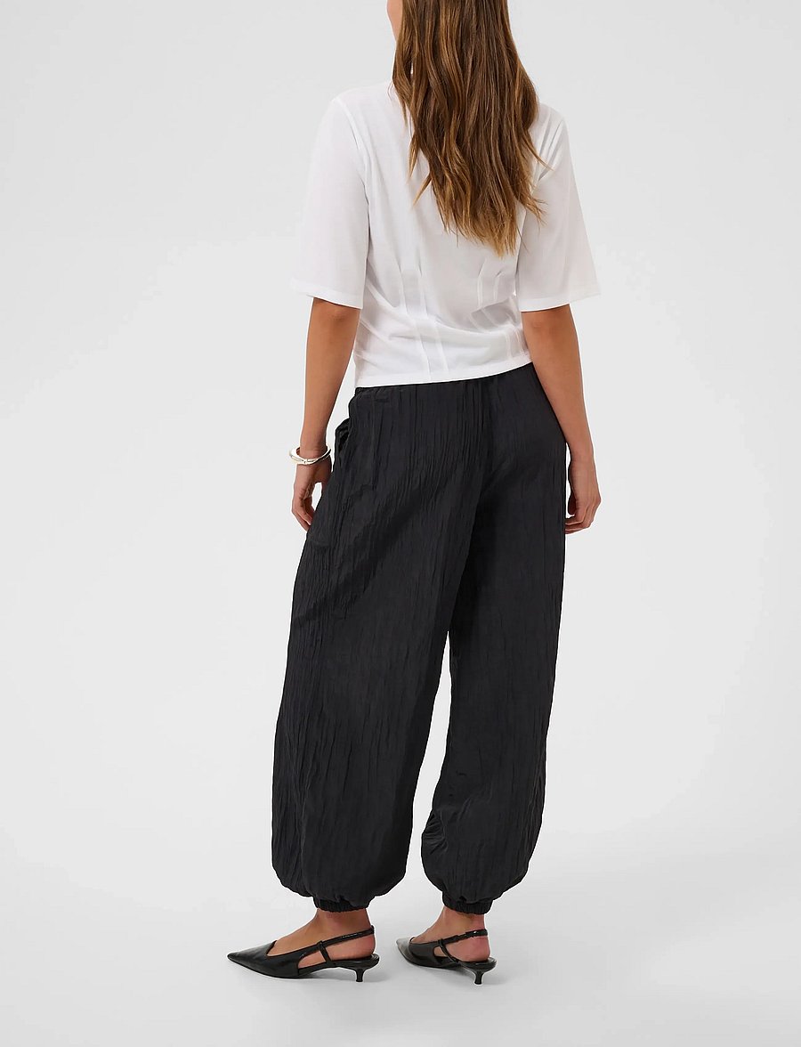 Kaffe - KAdebbie Pants - barrel trousers - black deep - 4