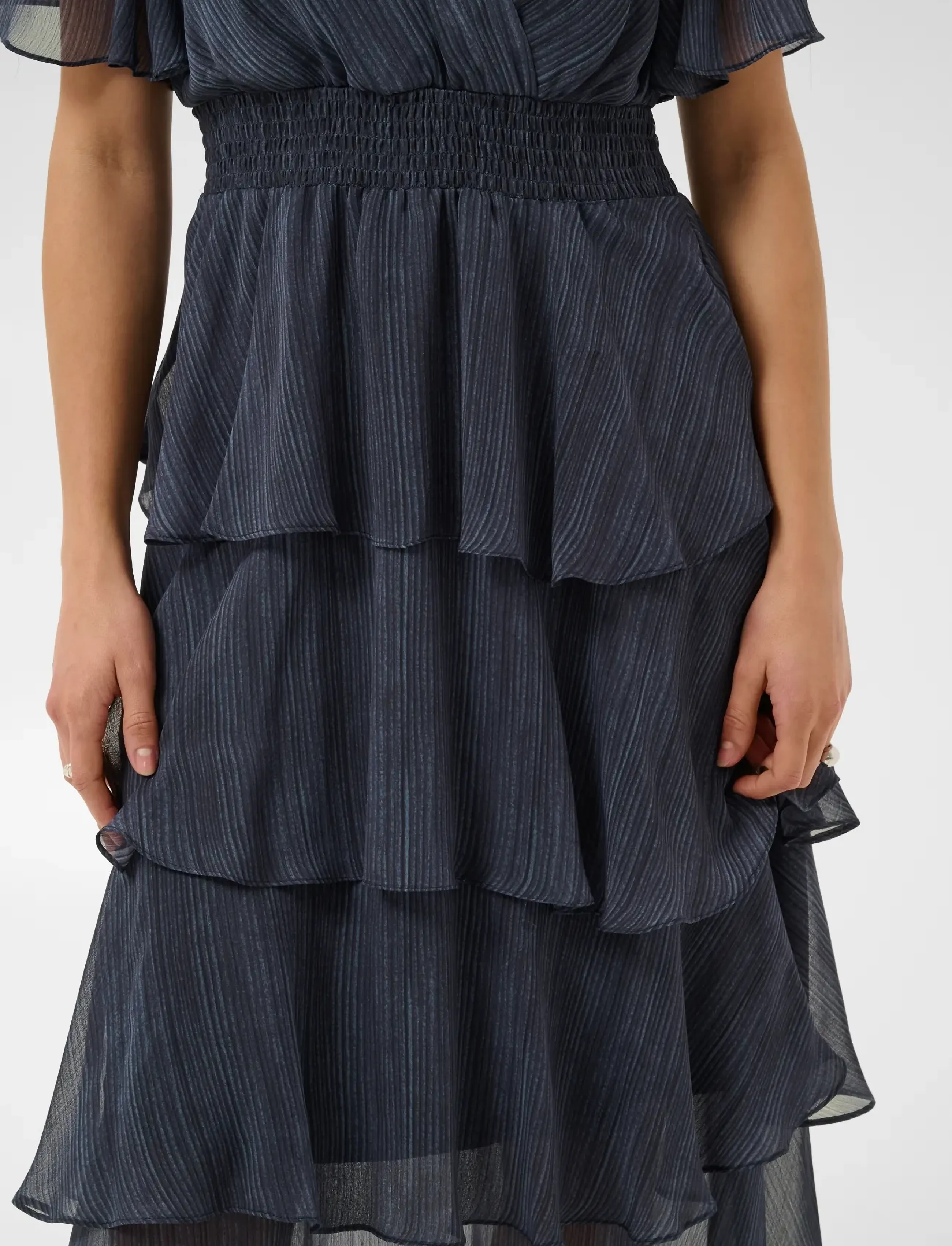 Kaffe - KAlouisa Dress - evening dresses - blue blurry stripes - 5