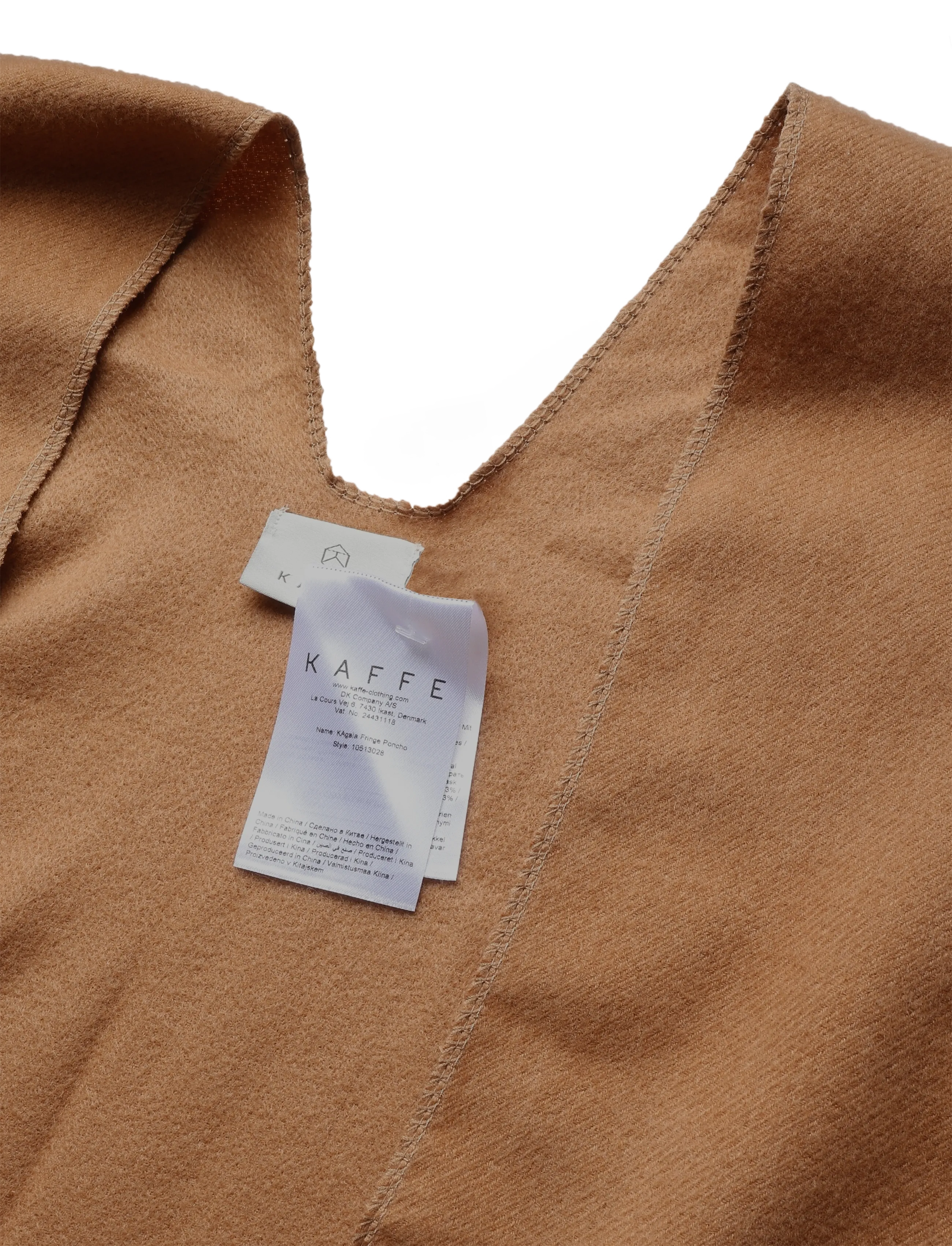 Kaffe - KAgaia Fringe Poncho - camel cc - 2