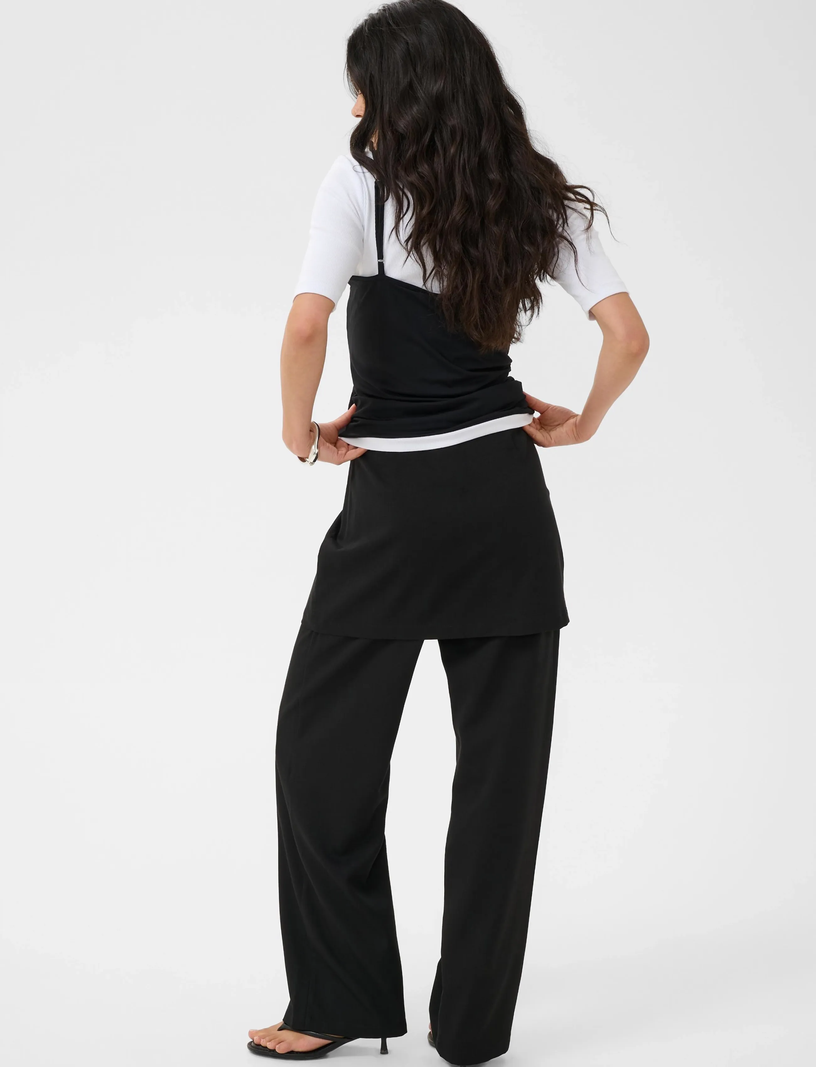 Kaffe - KAjulie Skirt Pants - hose mit geradem bein - black deep cc. - 4