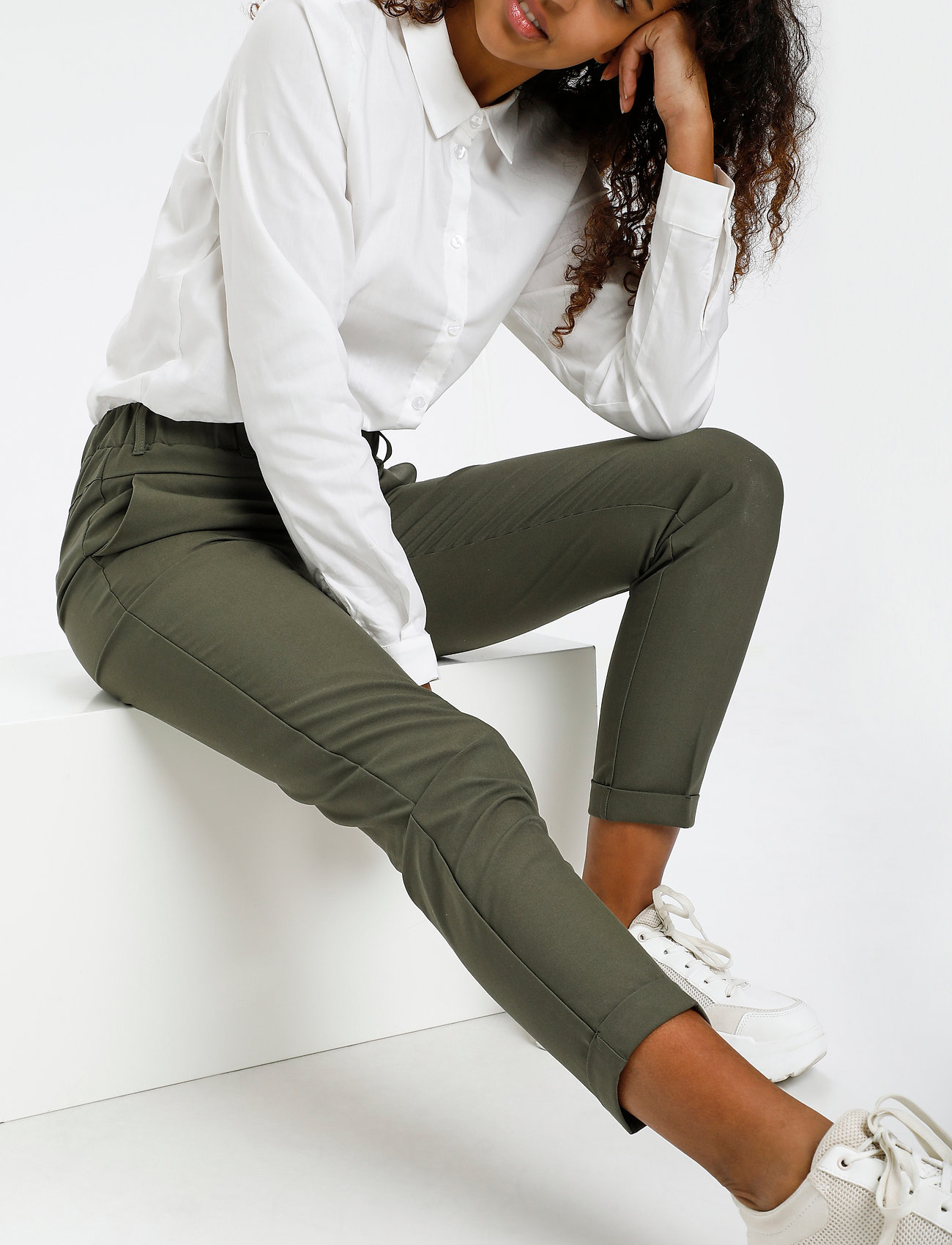 Kaffe - Nanci Jillian Pant - kitsalõikelised püksid - grape leaf - 5