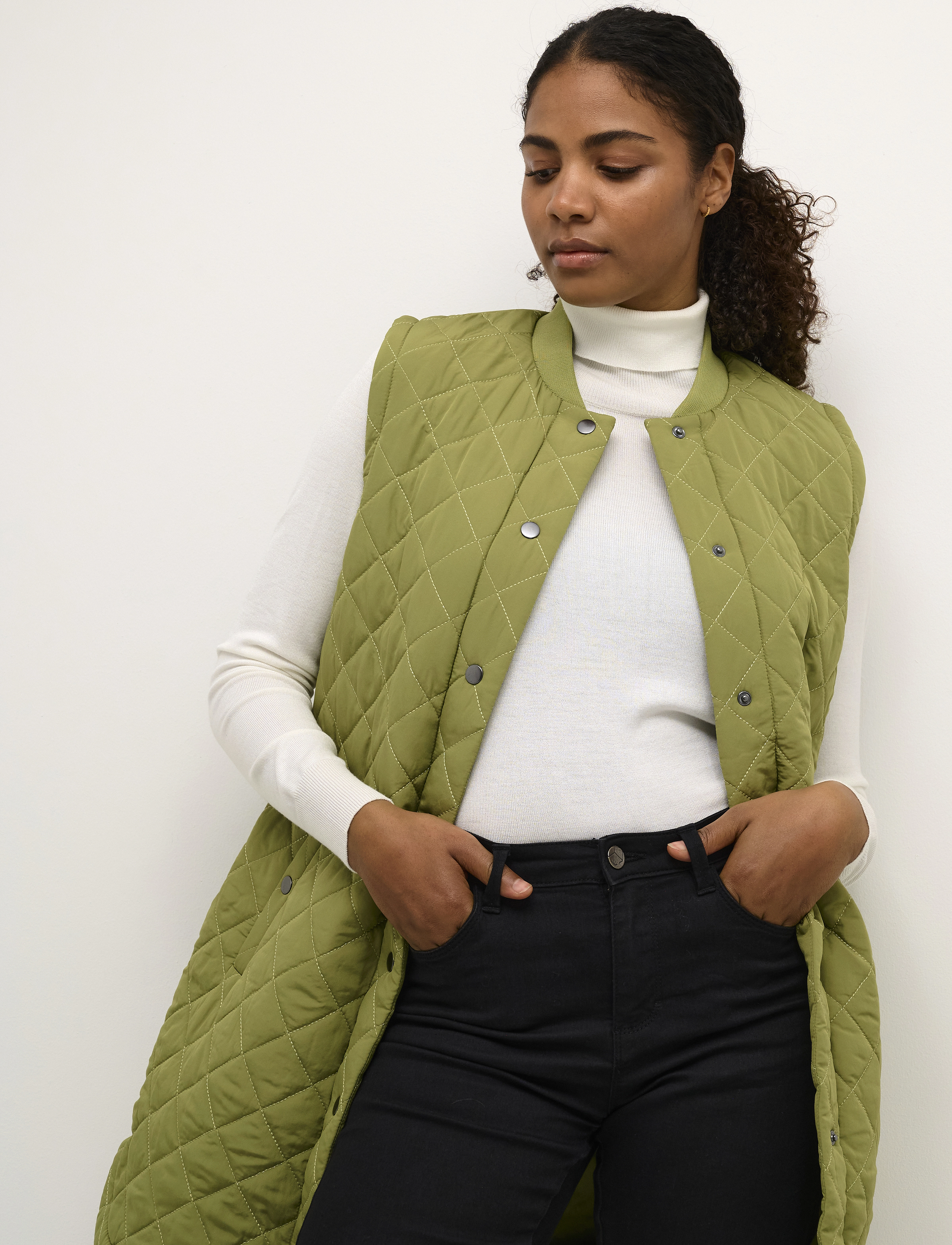 Kaffe - KAmaria Quilted Waistcoat Long - overtøj - mosstone - 5