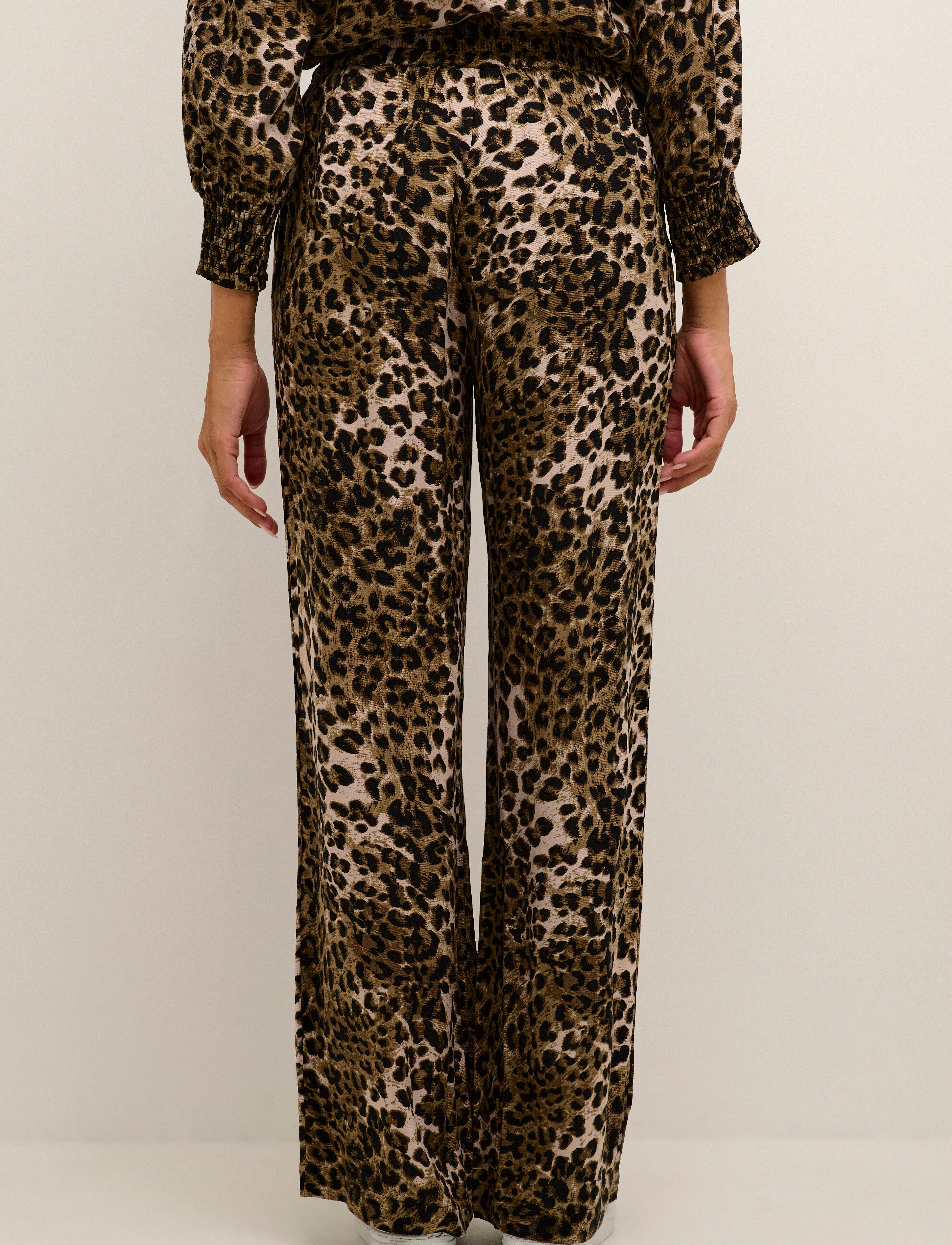 Kaffe - KAanni Pants - leopard print - 4