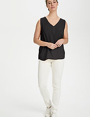 Kaffe - Amber top - sleeveless blouses - black deep - 3