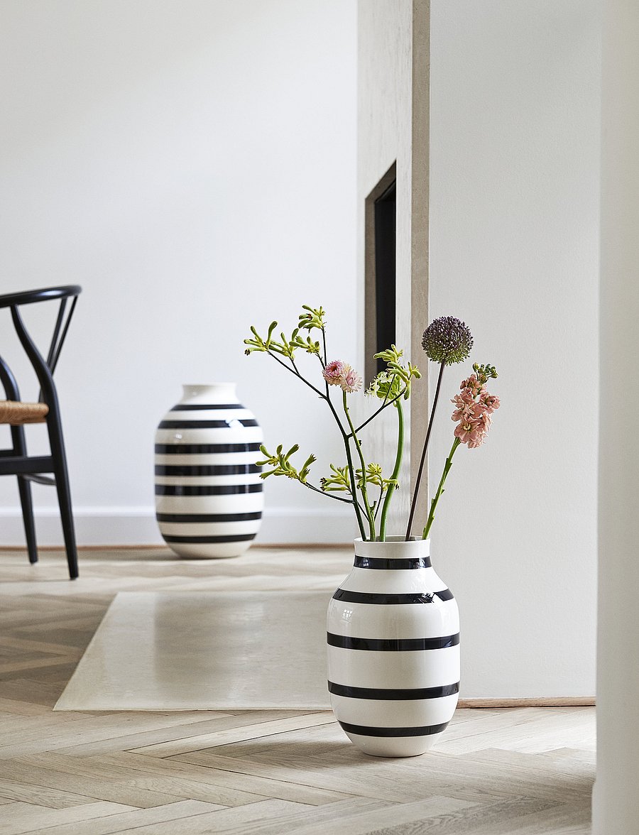 Kähler - Omaggio Vase - osta hinna alusel - black - 4