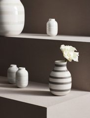 Kähler - Omaggio Vase H20 cm varm grå - store vaser - warm grey - 1