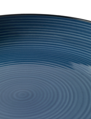 Kähler - Colore Quiche dish Ø28 cm berry blue - serving platters - berry blue - 4