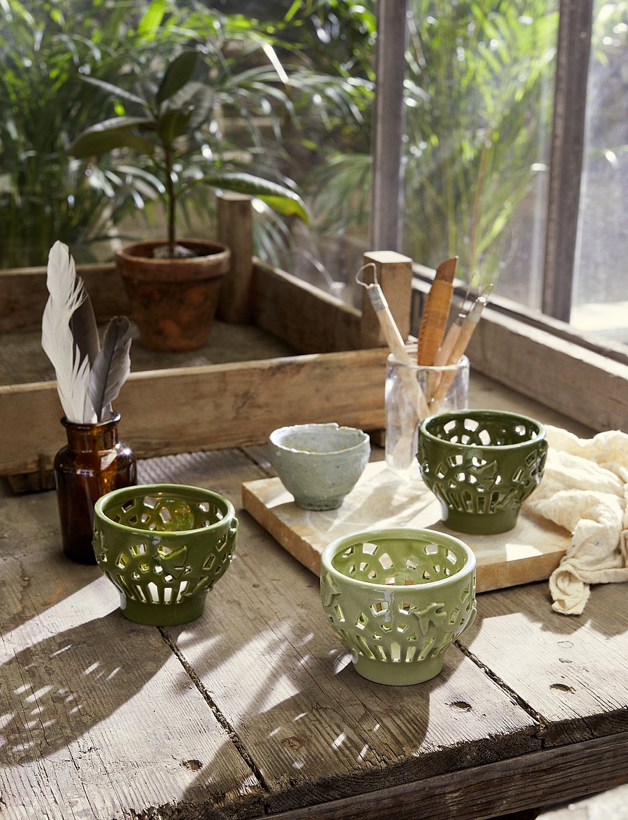 Kähler - Orangery Tealight holder Ø9.5 cm spring leaf - teeküünlahoidjad - spring leaf - 0