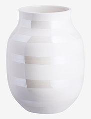 Kähler - Omaggio Vase - big vases - mother of pearl - 0