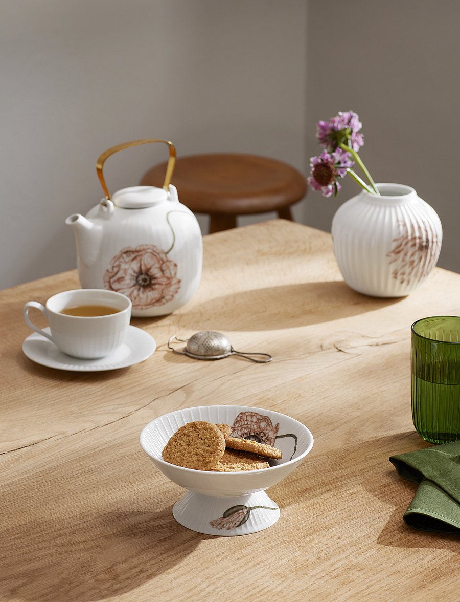 Kähler - Hammershøi Poppy Bowl on stand Ø16 cm white w. deco - serveerimisnõud - white w. deco - 0