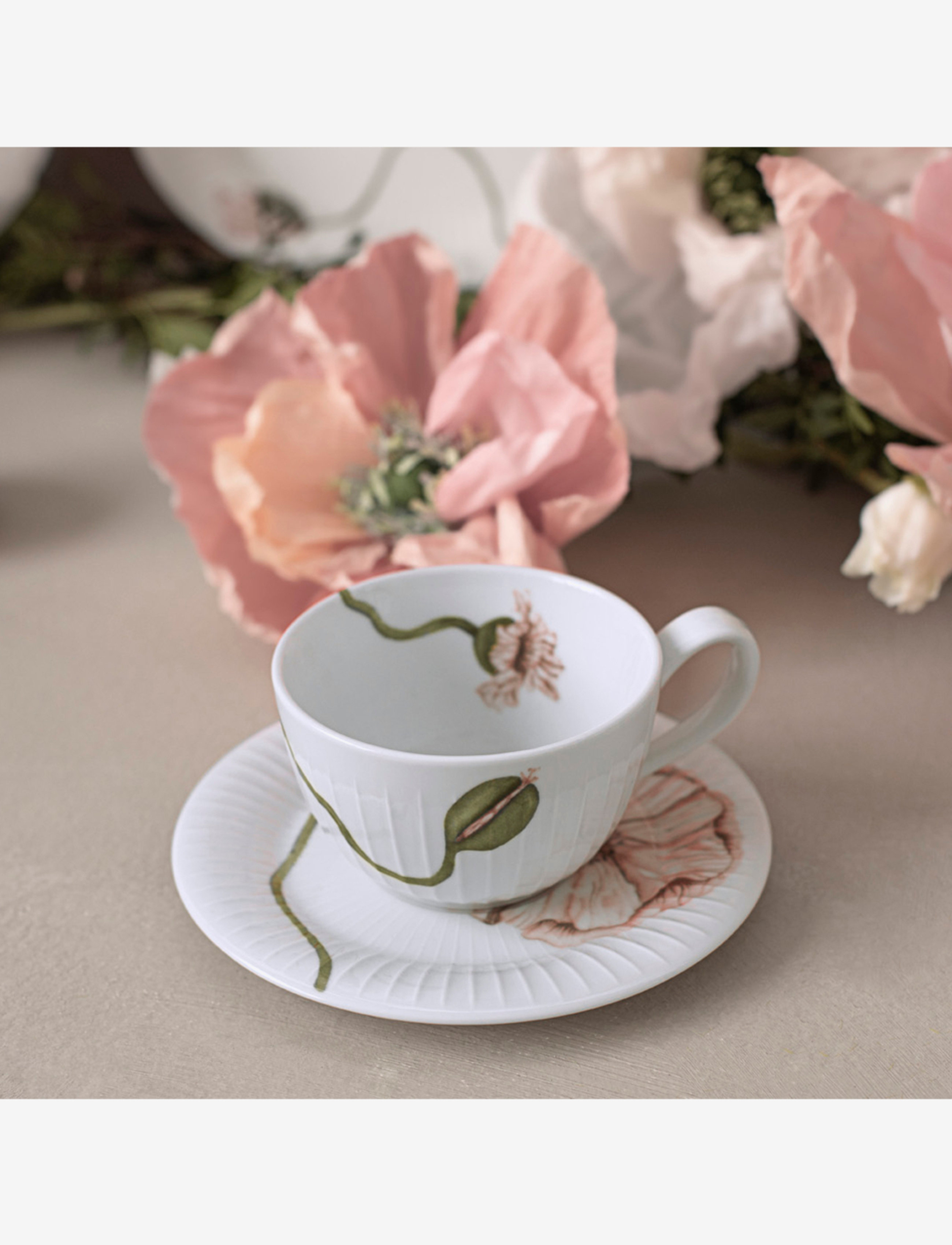 Kähler - Hammershøi Poppy Tea cup with matching saucer 38 cl - achat par prix - white w. deco - 1