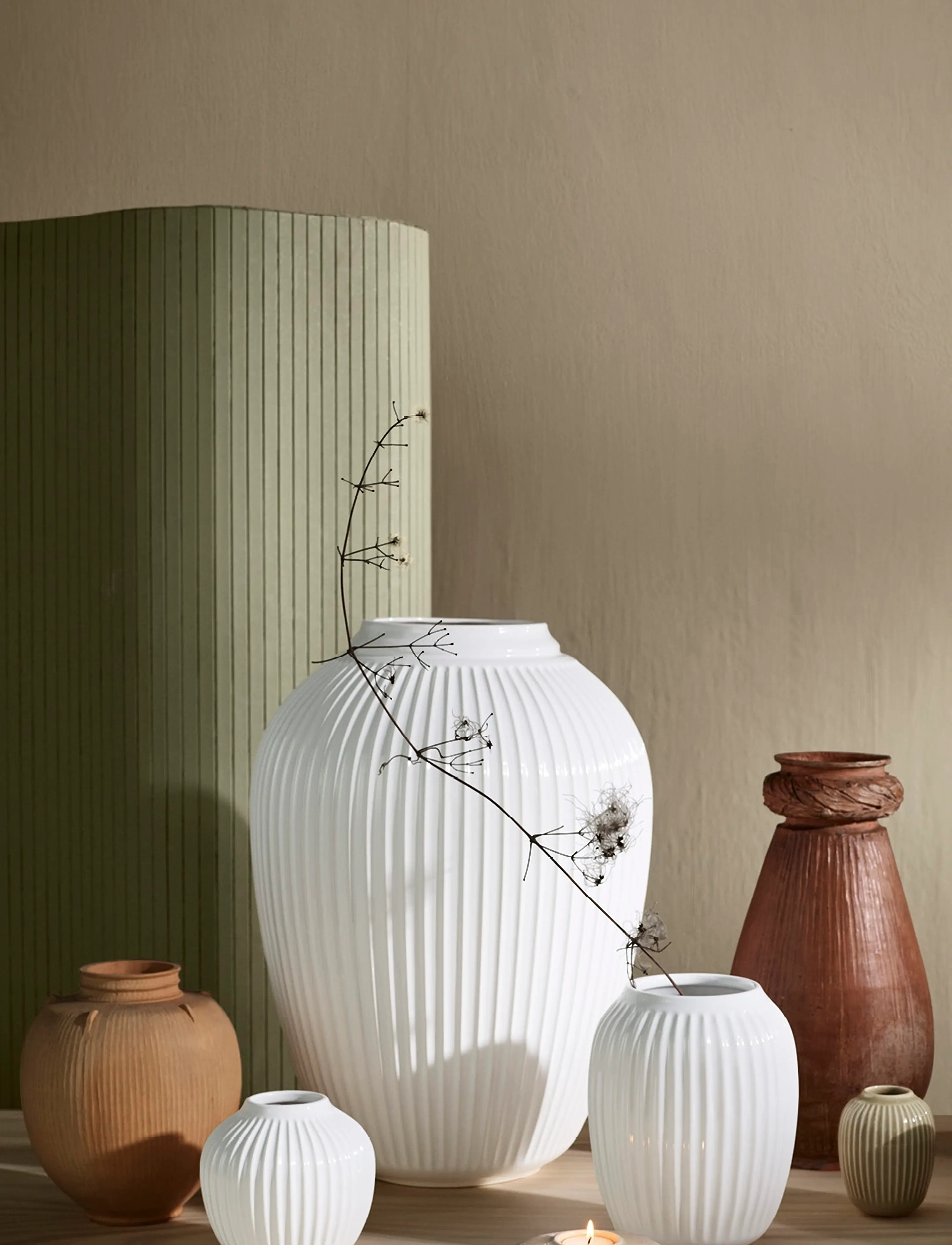 Kähler - Hammershøi Candle holder round Ø8 cm white (15364) - teeküünlahoidjad - white - 2