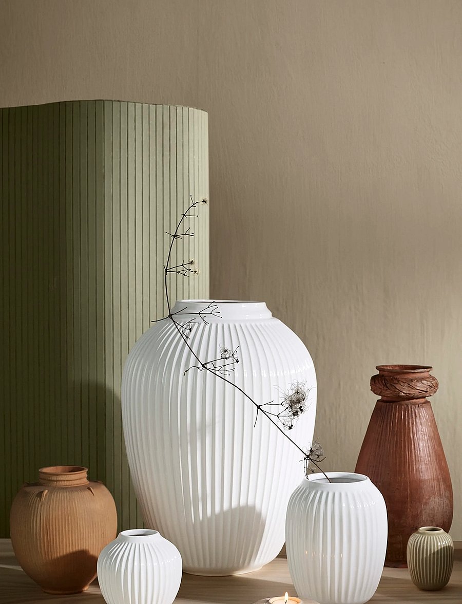 Kähler - Hammershøi Candle holder round Ø8 cm white (15364) - teeküünlahoidjad - white - 2