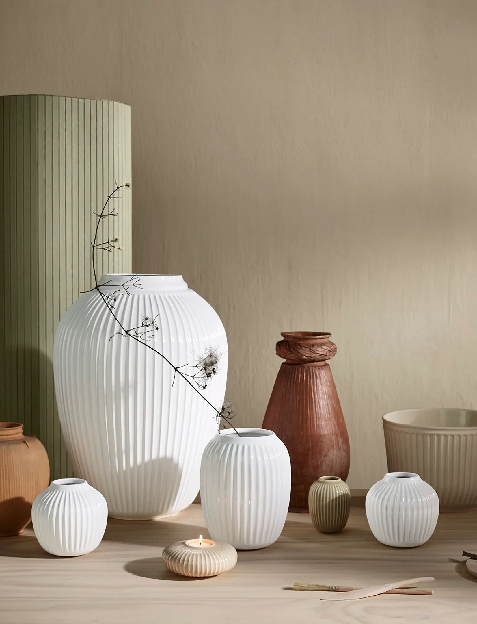 Kähler - Hammershøi Candle holder round Ø8 cm white (15364) - teeküünlahoidjad - white - 3