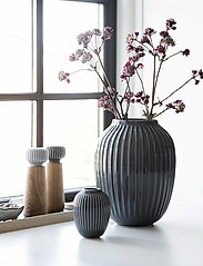 Kähler - Hammershøi Vase - small vases - anthracite grey - 1