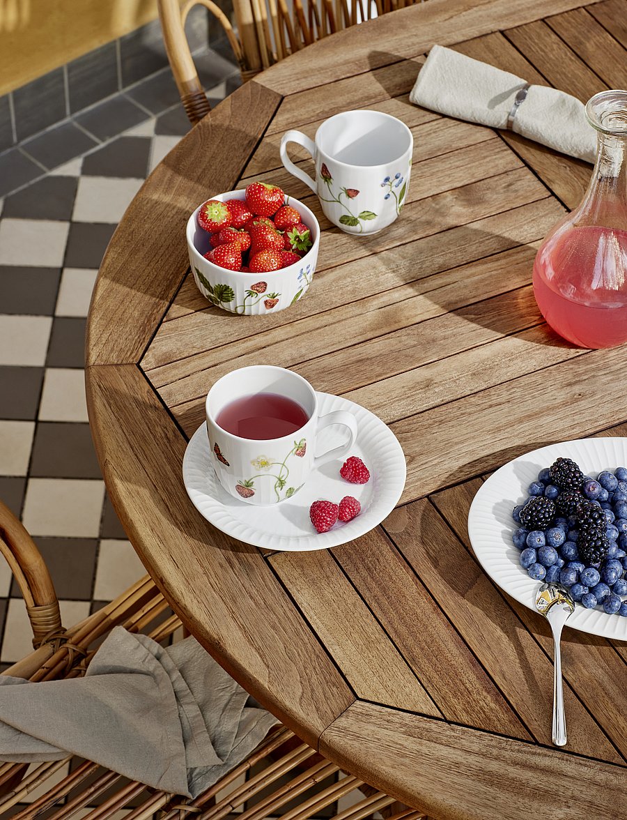 Kähler - Hammershøi Summer Mug 33 cl summer berries - teetassid - summer berries - 3