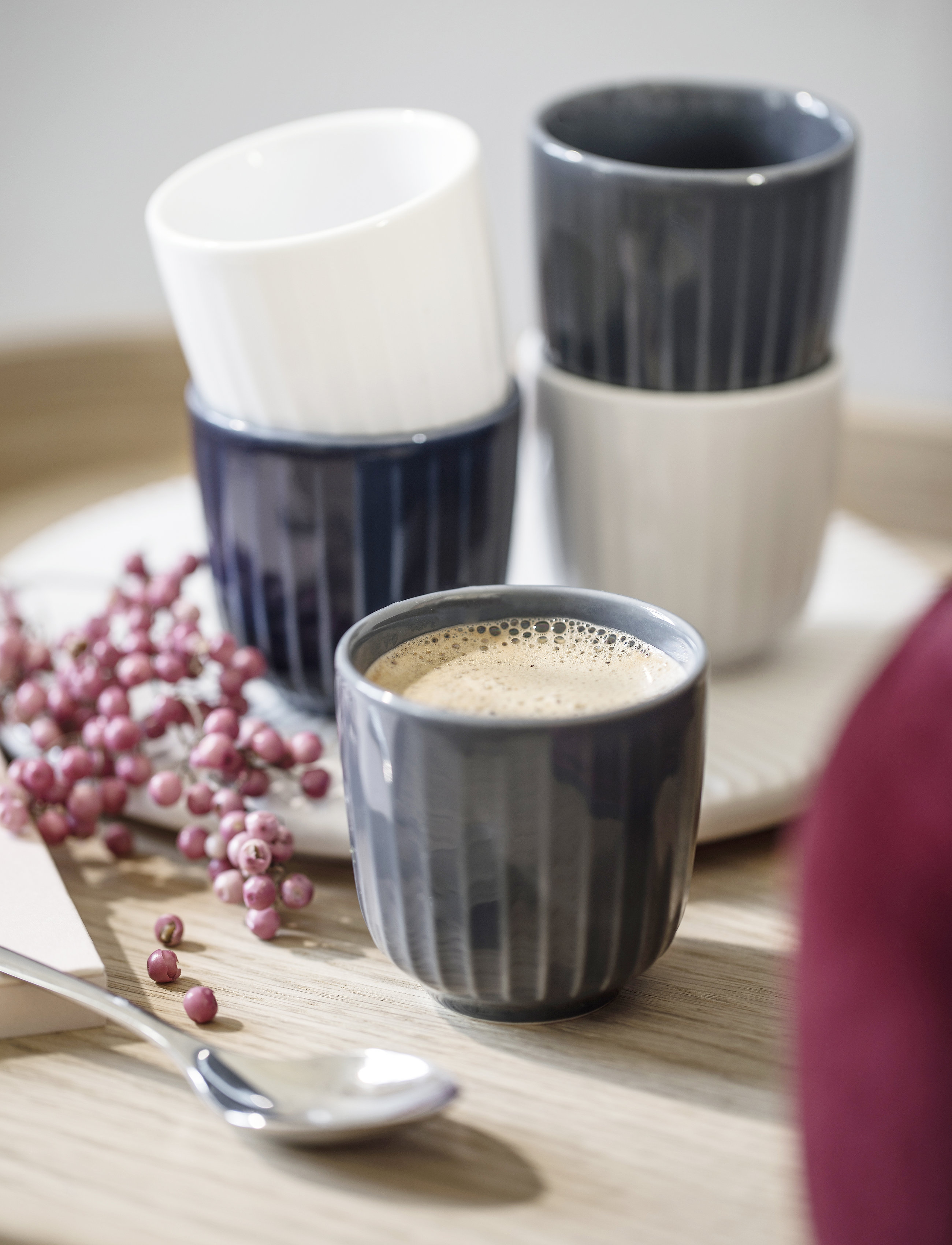 Kähler - Hammershøi Espresso cup 10 cl - espresso cups - white - 2