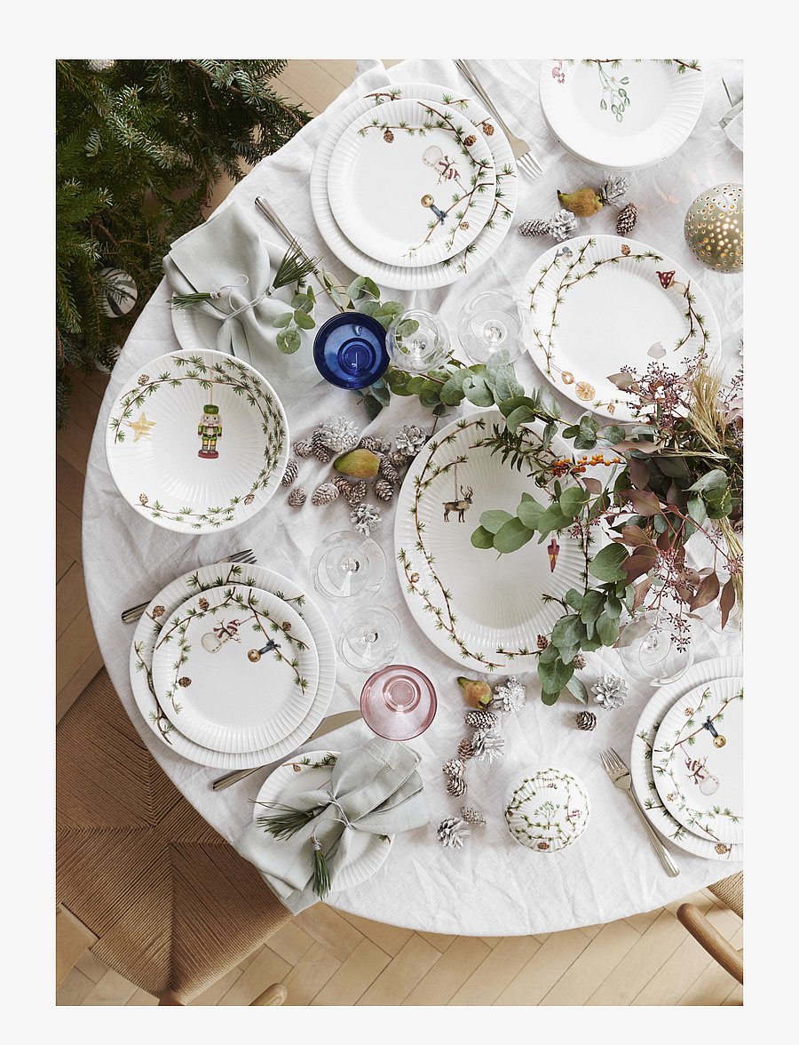 Kähler - Hammershøi Christmas Bowl on stand Ø16 cm white w. deco - white w. deco - 5
