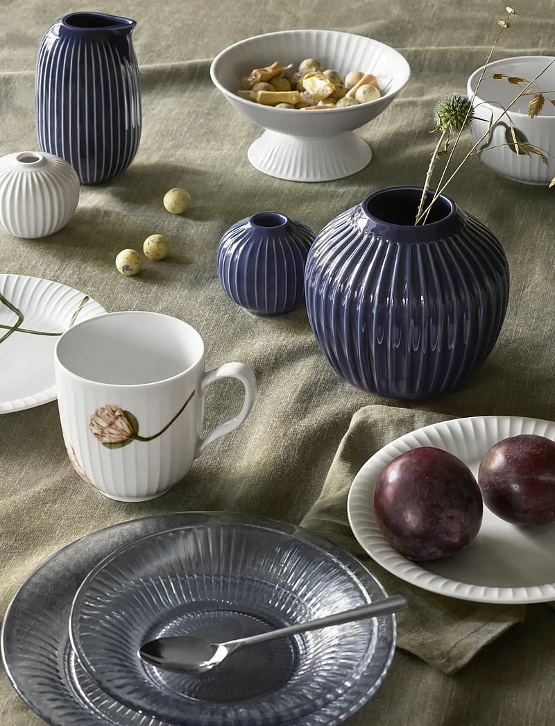 Kähler - Hammershøi Candle holder round Ø7.5 cm indigo (18182) - teelichthalter - indigo - 0