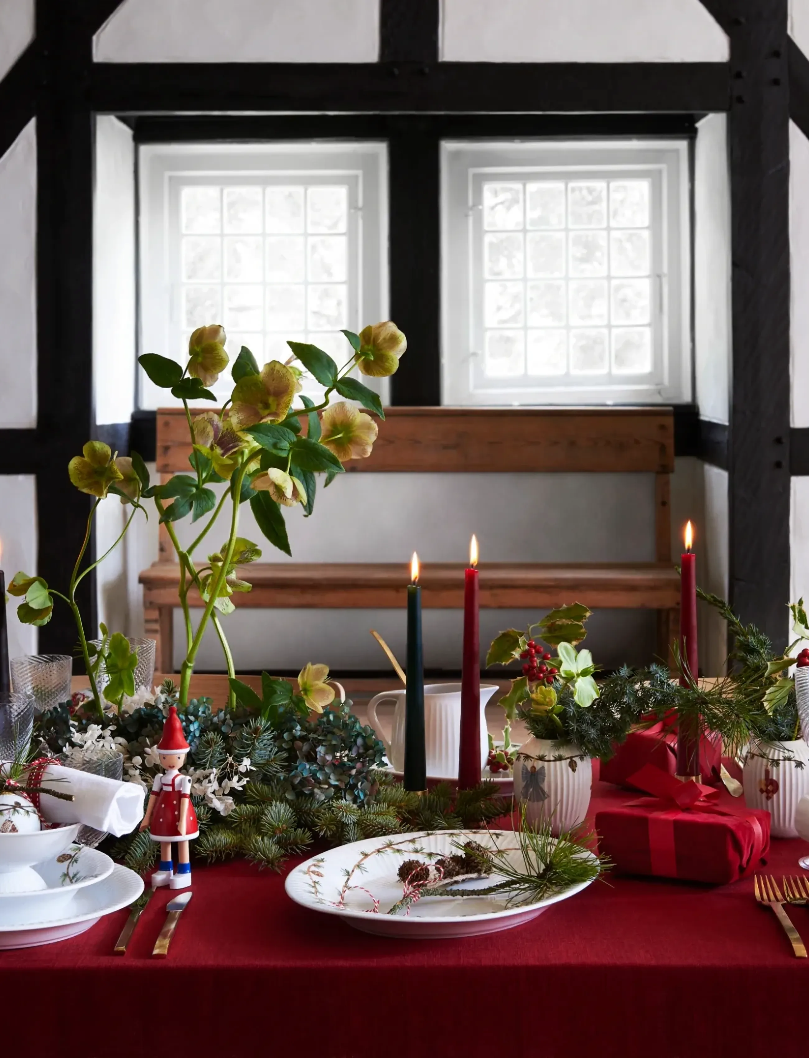 Kähler - Hammershøi Christmas Vase H10.5 hvid m. deko - laveste priser - white w. deco - 2