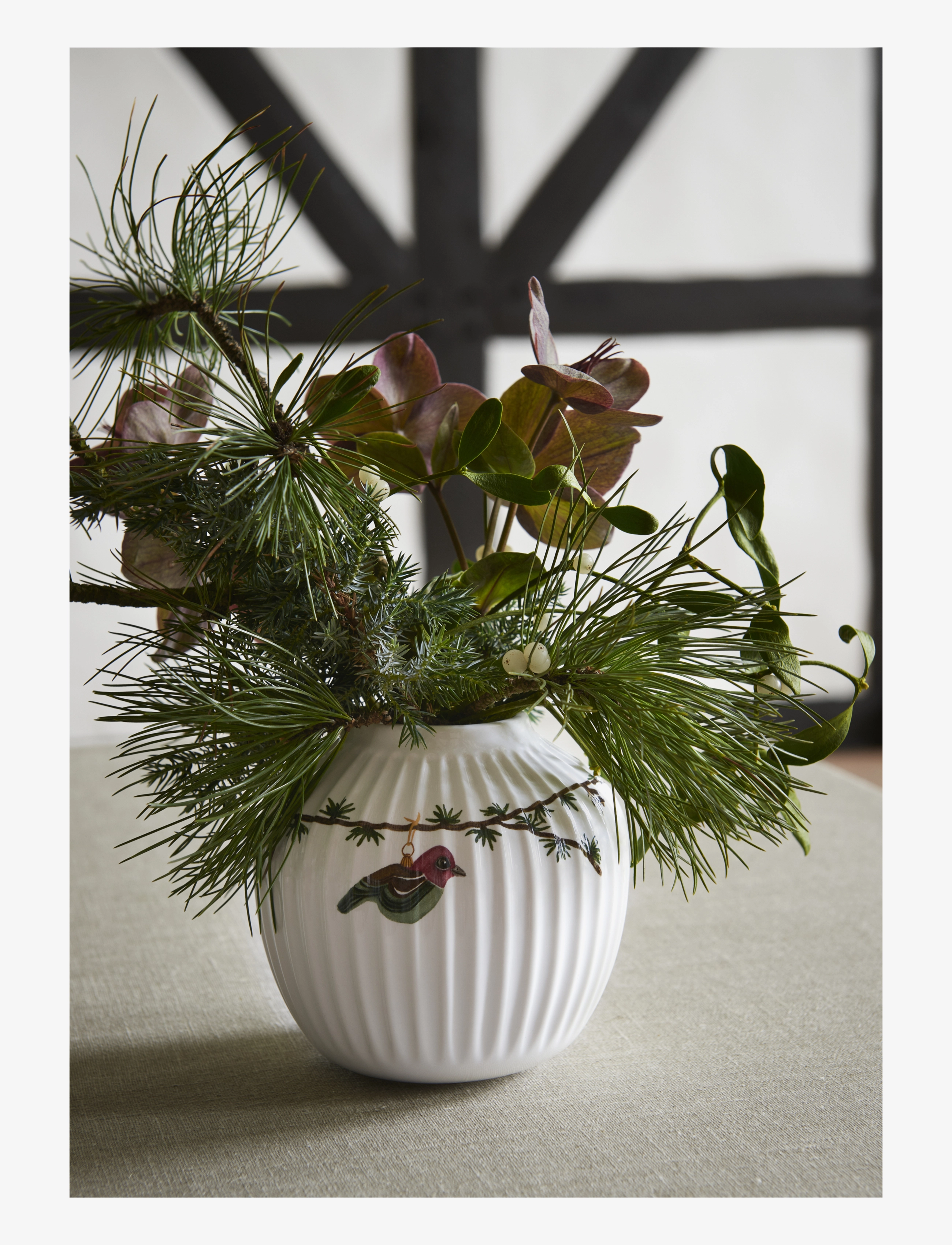 Kähler - Hammershøi Christmas Vase H13 cm white w. deco - white w. deco - 1