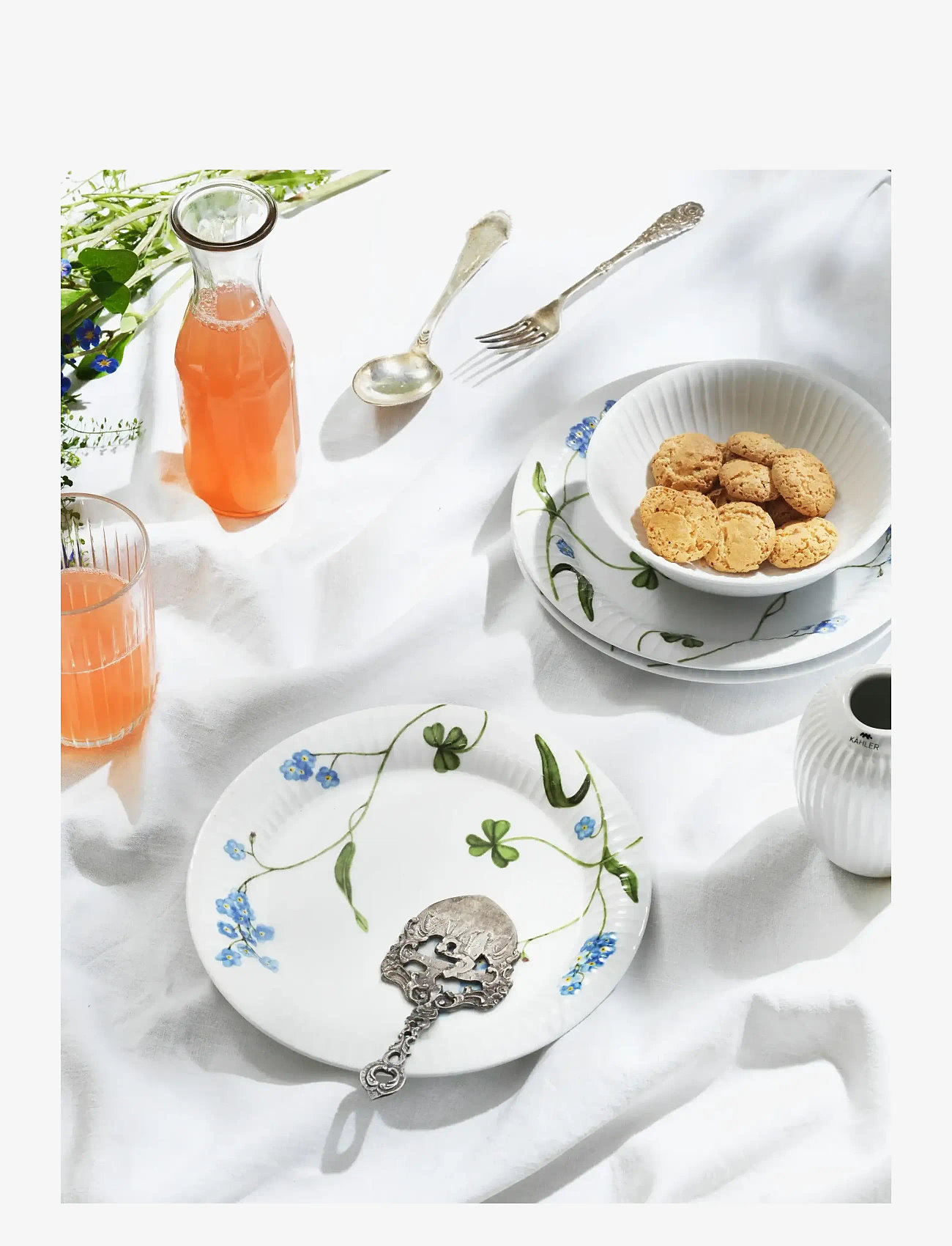 Kähler - Hammershøi Summer Plate Ø22 cm forget me not - väikesed taldrikud - forget me not - 3