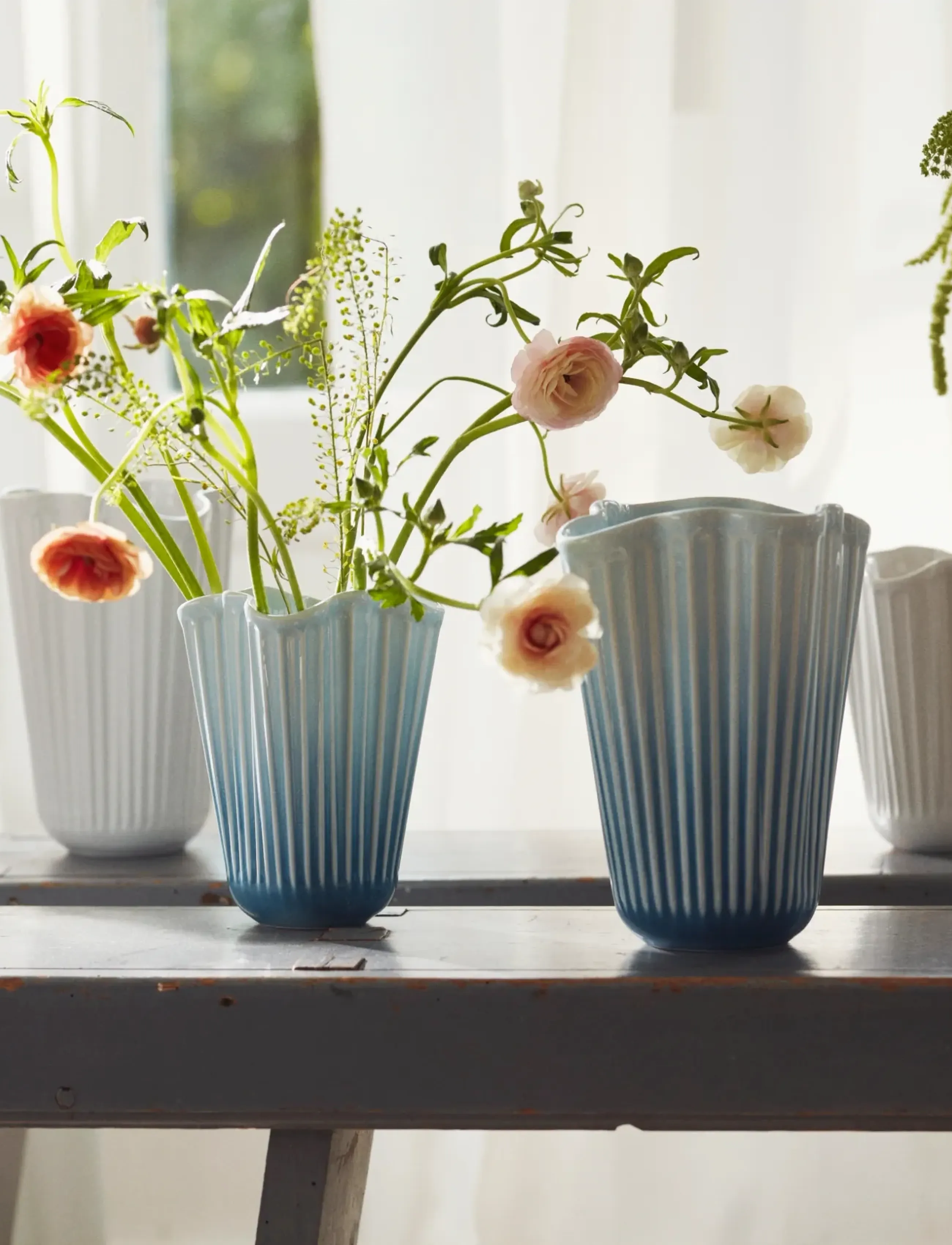 Kähler Hammershøi Unfold Vase H20.5 cm blå - Konfirmation - BLUE / blue