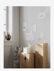 Kähler - Astro Aquarius H19 white - porcelain figurines & sculptures - white - 4