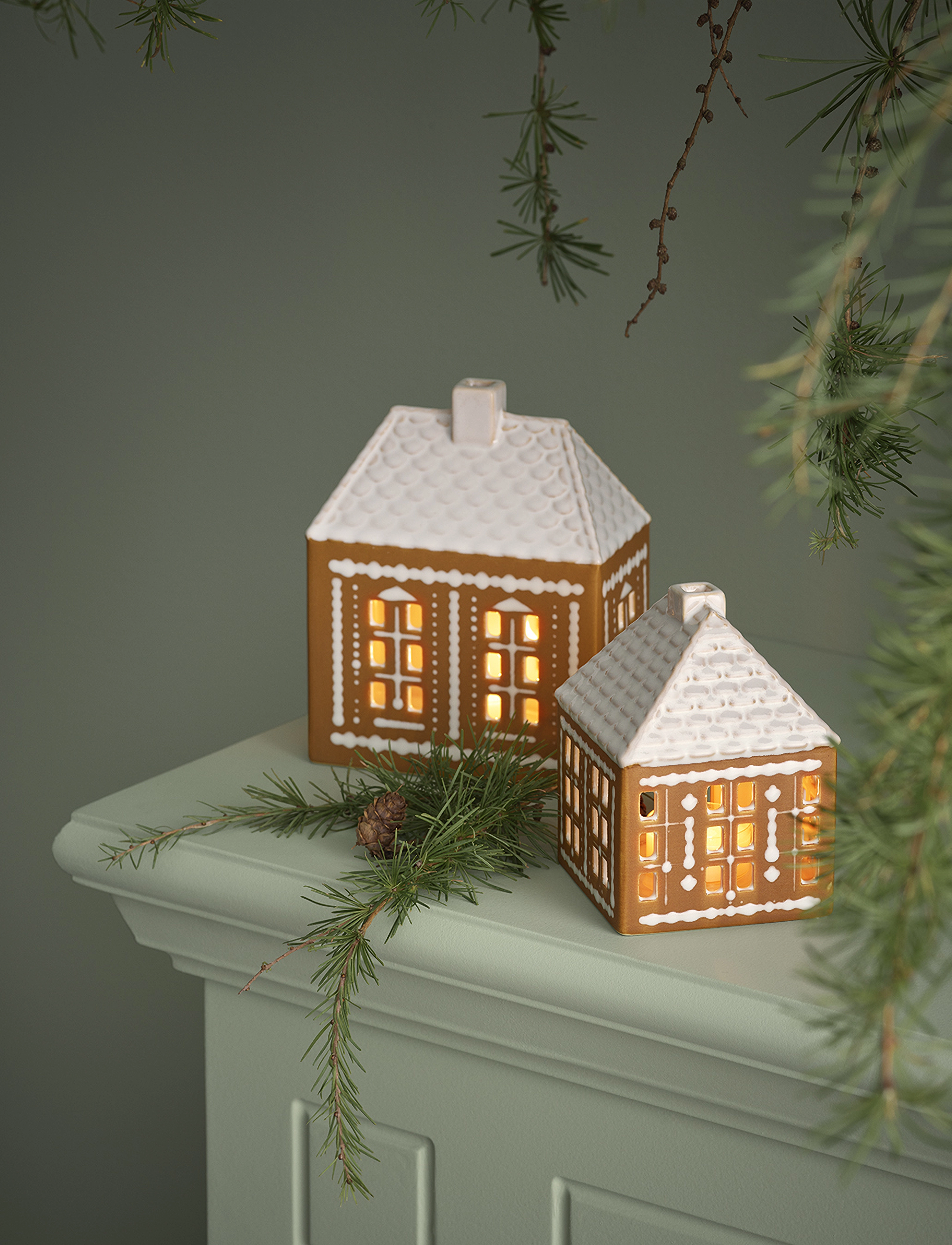 Kähler - Gingerbread Lighthouse small brown - weihnachtsdekoration - brown - 0