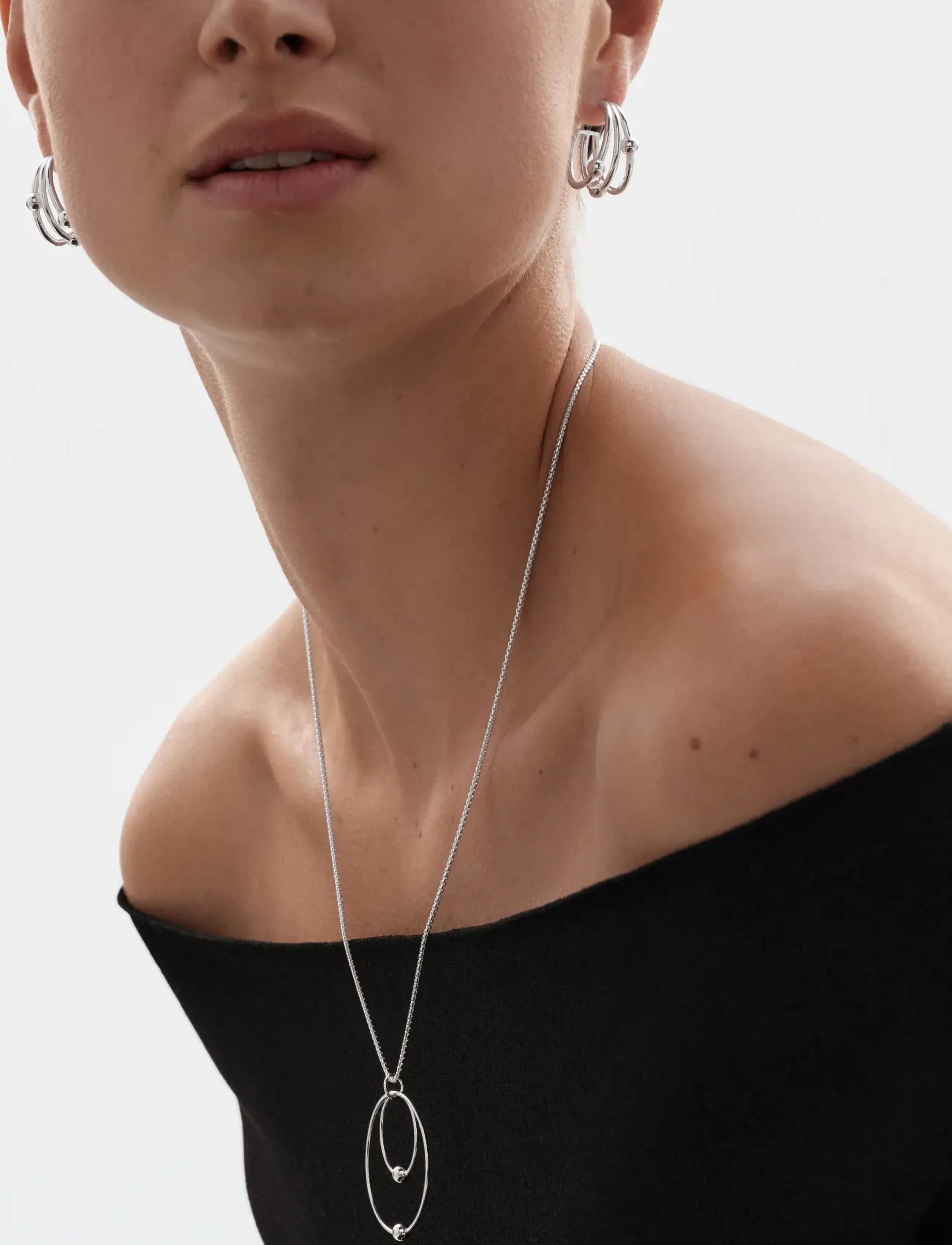 Kalevala - Kehät earrings small - kreolen - silver - 2