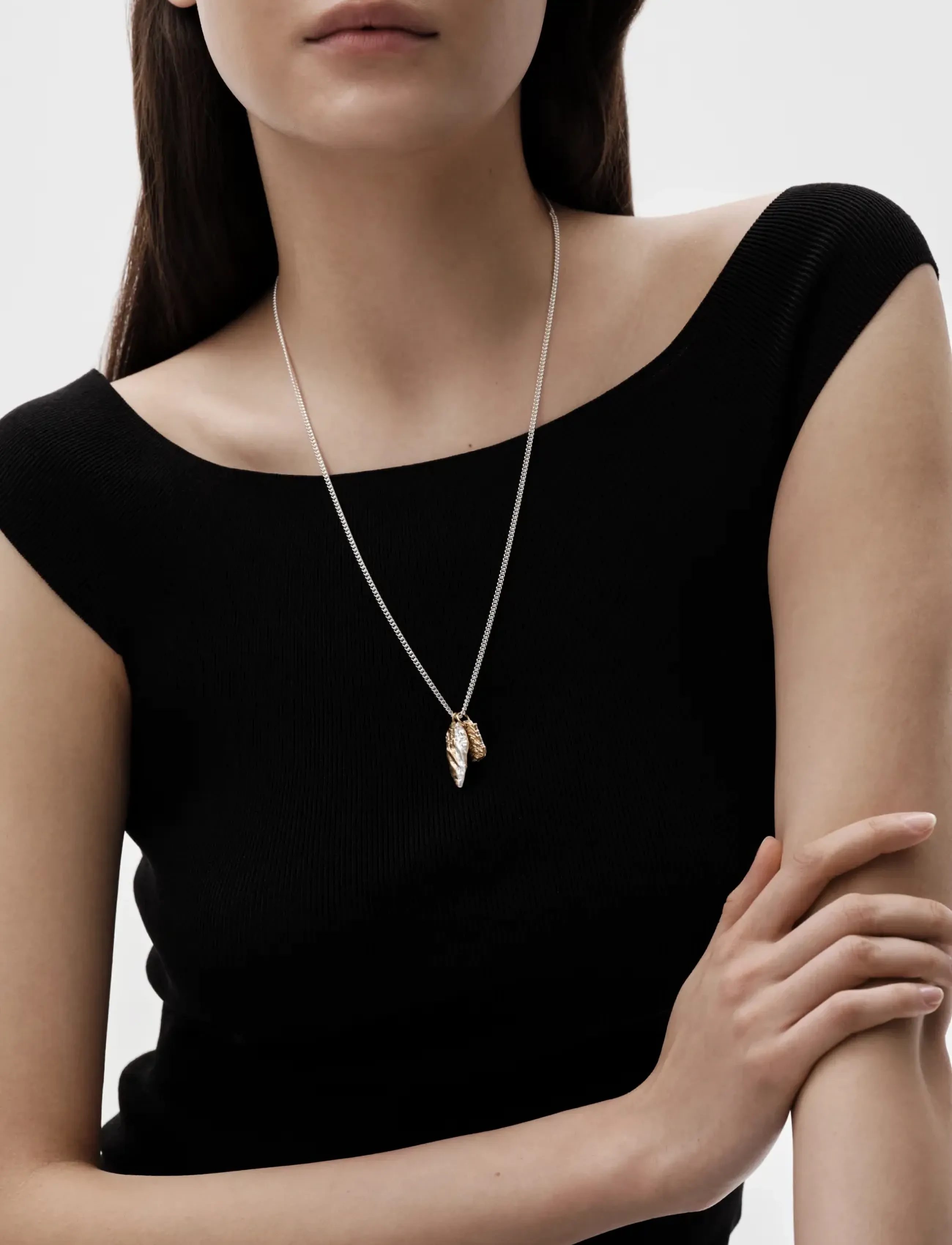 Kalevala - Itu charm seed silver gold-plated - hängande örhängen - gold plated silver - 4