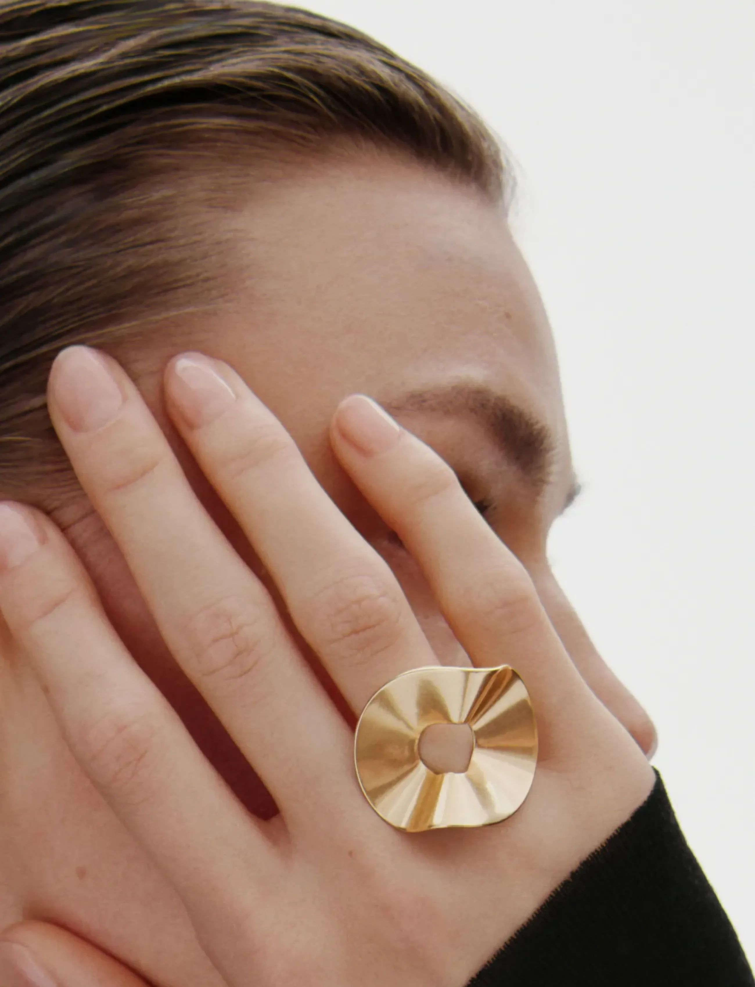 Kalevala Alluring Ring, Kvinder, Skulpturel Ring, Guld, Str: ONE SIZE