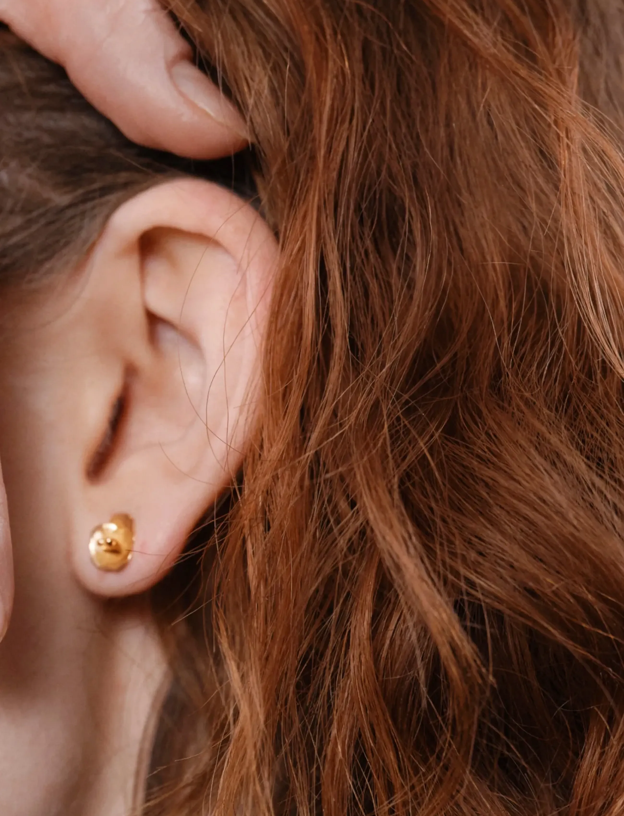 Kalevala Summer Night Rose Miniature Earrings, One Size, Gold, Øreringe > Ørestikker, Dame