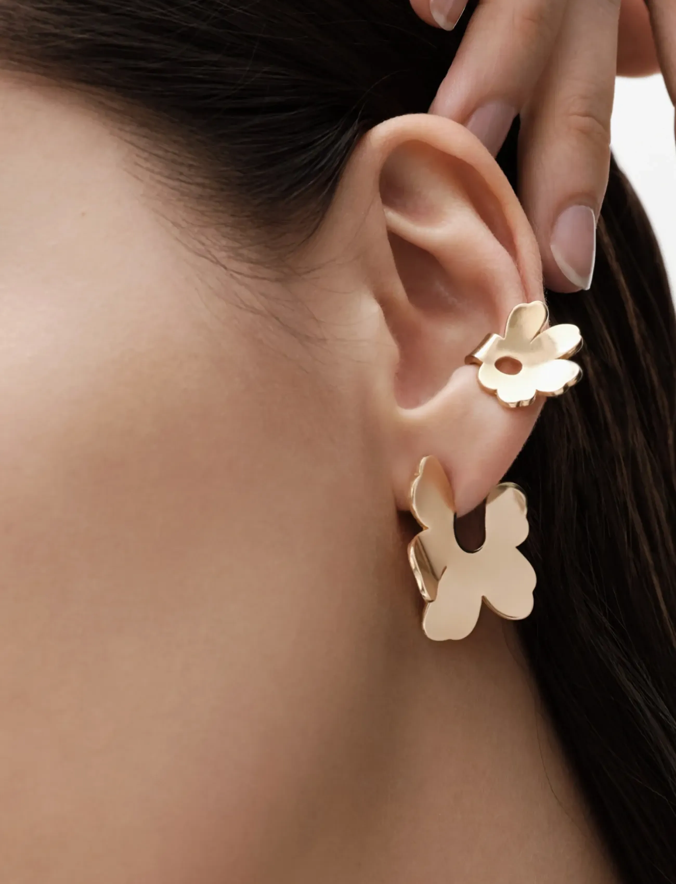 Kalevala Kalevala X Marimekko Unikko Ear Cuff, One Size, Gold, Øreringe > Ear Cuffs, Dame