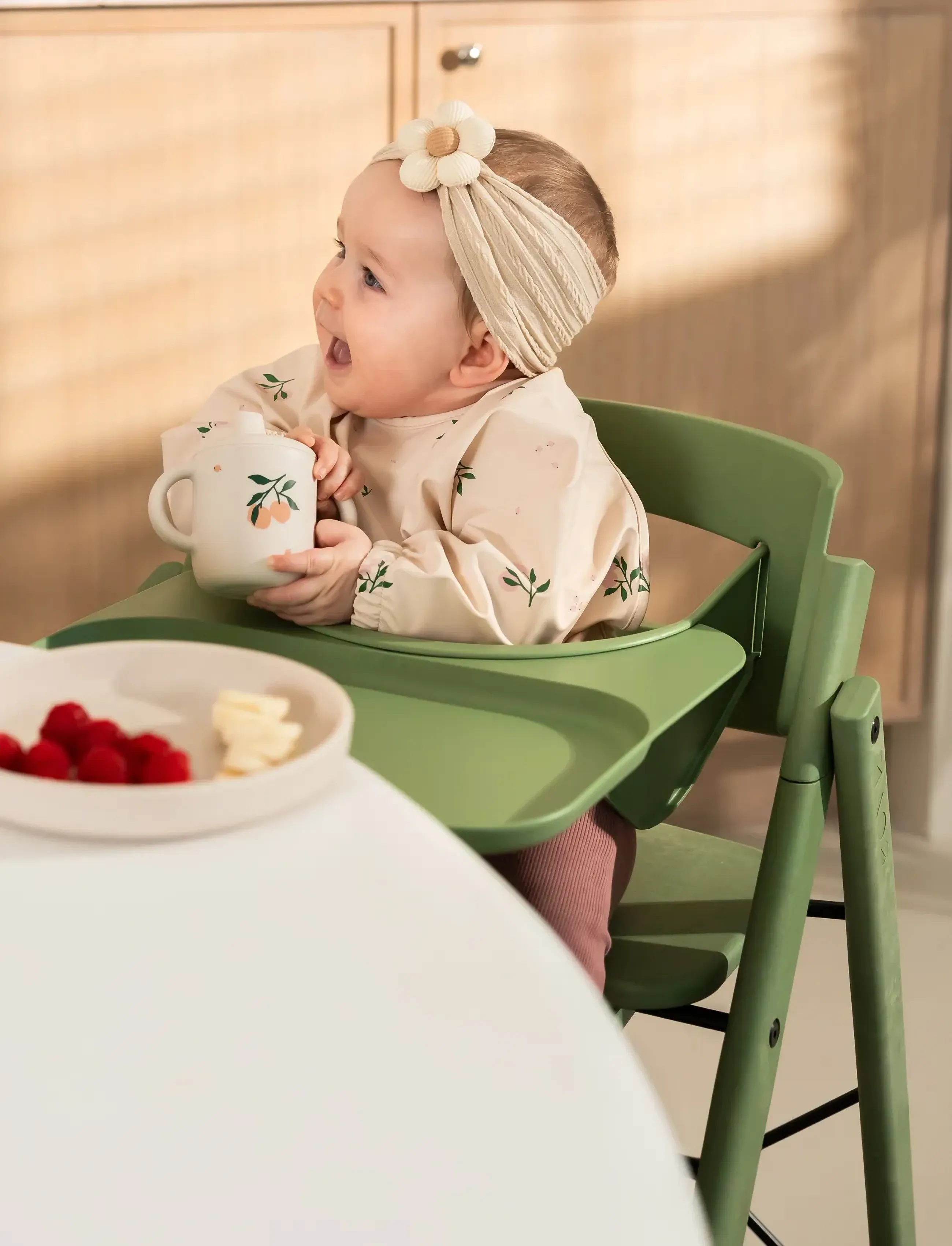KAOS Klapp Safety Rail & Tray, One Size, Baking Cooking, Grün - Trays, Kinder