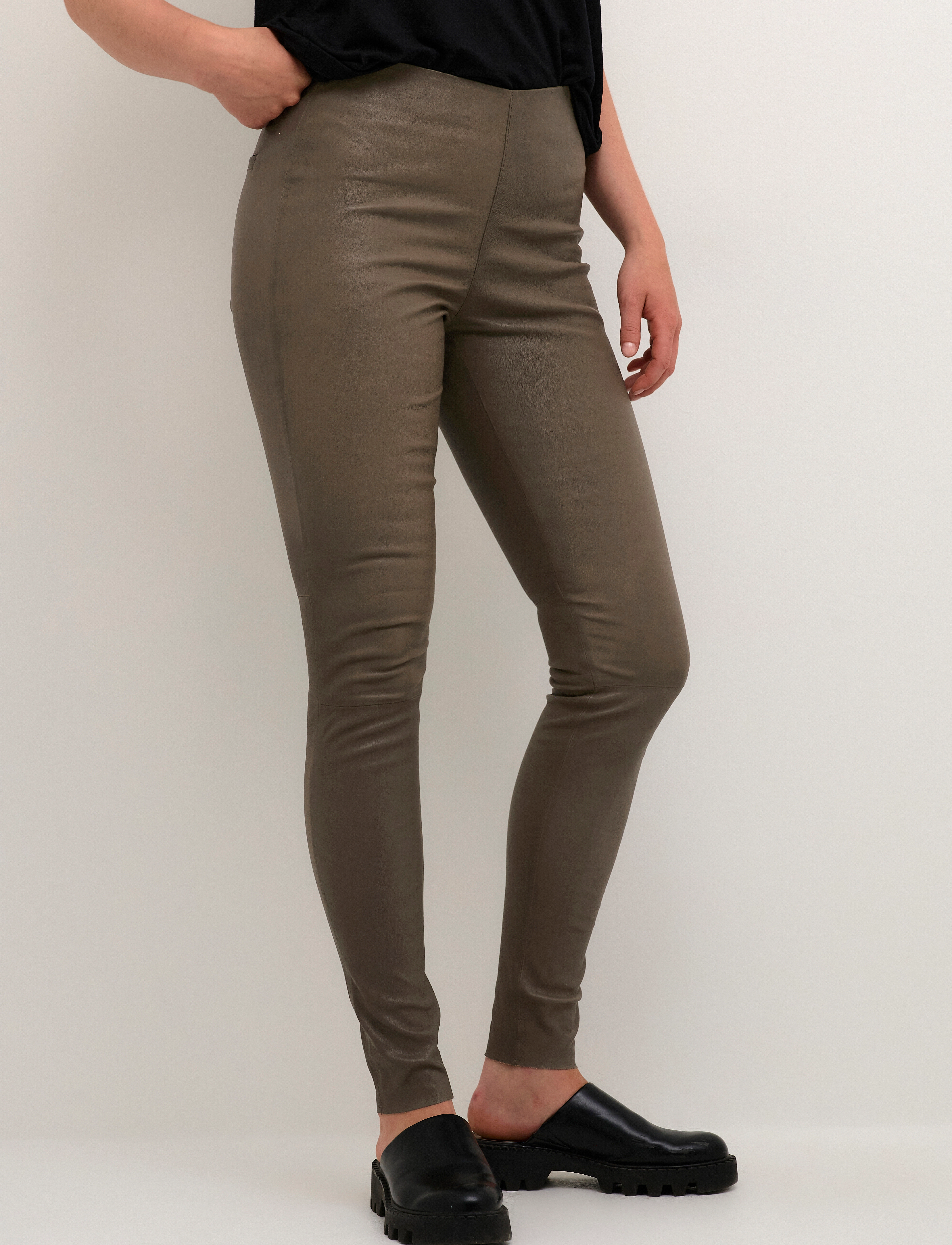 Karen By Simonsen MemeKB Leather Pants - Læderbukser - WALNUT / grey