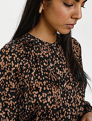 Karen By Simonsen - IndieKB Blouse - long-sleeved blouses - bubble dot - 6