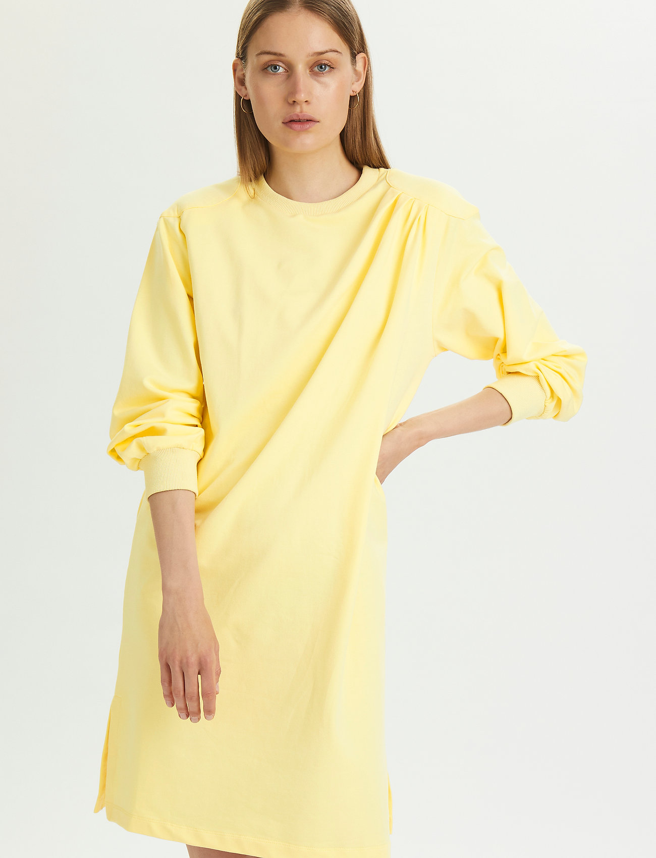 Karen By Simonsen BinniKB Sweatdress - Sweatshirtkjoler - PASTEL YELLOW / yellow