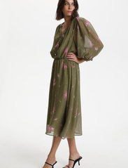 Karen By Simonsen - CarlyKB Dress - midi kjoler - herb moss - 3