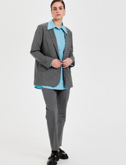 Karen By Simonsen - ElanaKB Blazer - festkläder till outletpriser - opal gray melange - 3