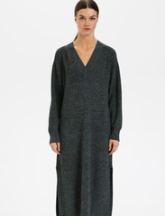 Karen By Simonsen - EminaKB Knit Dress - strikkjoler - dark gray melange - 4