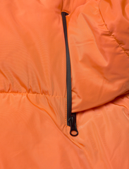 Karen By Simonsen - HazeKB Short Puffer Jacket - winter jackets - jaffa orange - 7