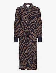 Karen By Simonsen - HiljaKB Dress - marškinių tipo suknelės - night sky zebra - 0