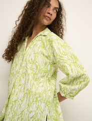 Karen By Simonsen - HeliaKB Shirt - langærmede skjorter - art brush green - 5
