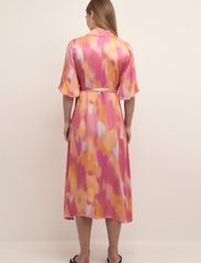 Karen By Simonsen - IdrisKB Long Dress - omslagskjoler - pink sun beam - 4