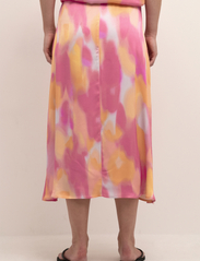 Karen By Simonsen - IdrisKB Skirt - satin skirts - pink sun beam - 4