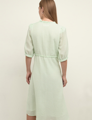 Karen By Simonsen - IppaKB Dress - vidutinio ilgio suknelės - pastel green - 4